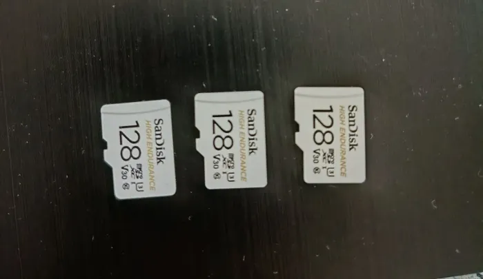 3 Cartões de Memória de 128 Gb SanDisk original classe 10 U3 v30 até 4k de resolução