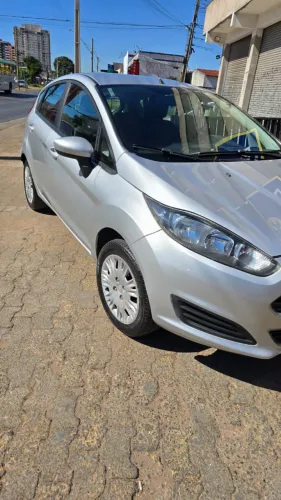 Ford Fiesta 1.5 16V Flex Mec. 5P 2015