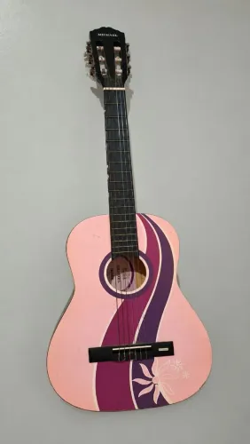 Violão Michael modelo VM16S, original, tamanho 36 polegadas, na cor rosa, roxo e flores