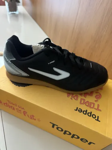 Tênis topper