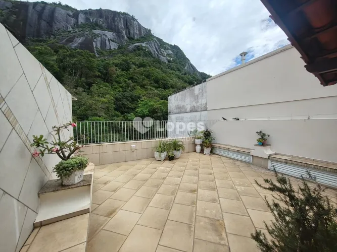 Cobertura duplex na Santa Clara em Copacabana