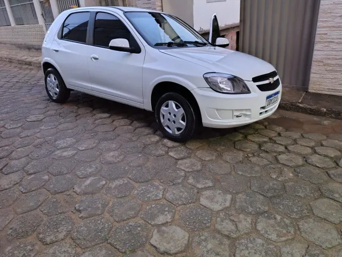 Chevrolet Celta Spirit/ LT 1.0 MPFI 8V Flexp. 5P 2013