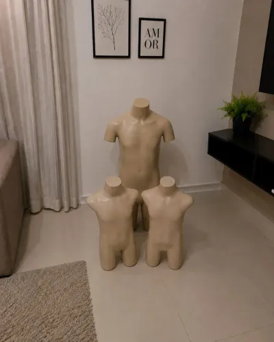 Manequim infantil