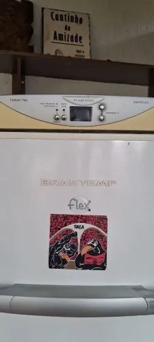 Vendo freezer frost free Brastemp.