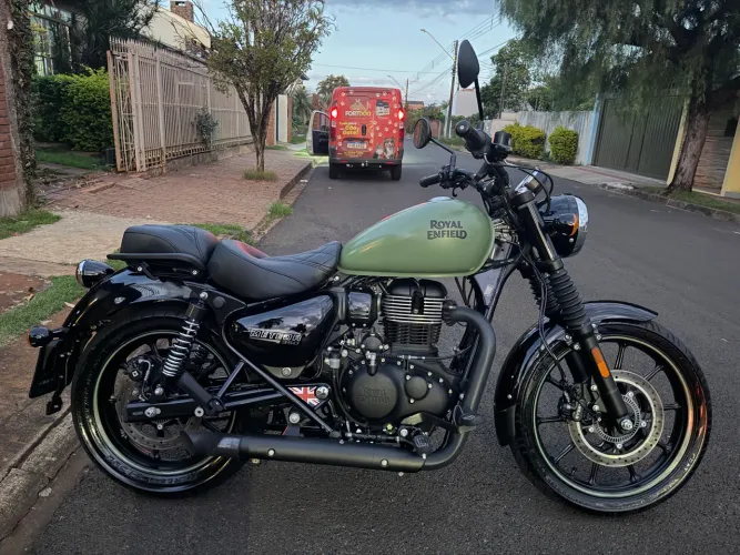 ROYAL ENFIELD METEOR 350 2025 - IMPECÁVEL