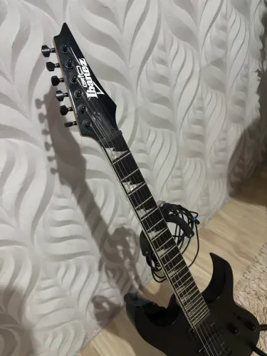 Guitarra Ibanez GIO Preta Fosca em Excelente Estado
