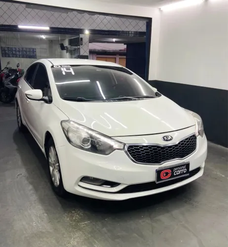 Kia Motors Cerato 1.6 16V Flex Aut. 2014