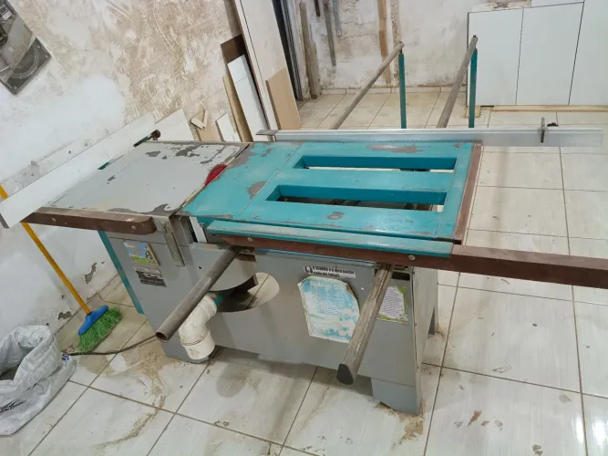 Serra esquadrejadeira Baldan séc 1