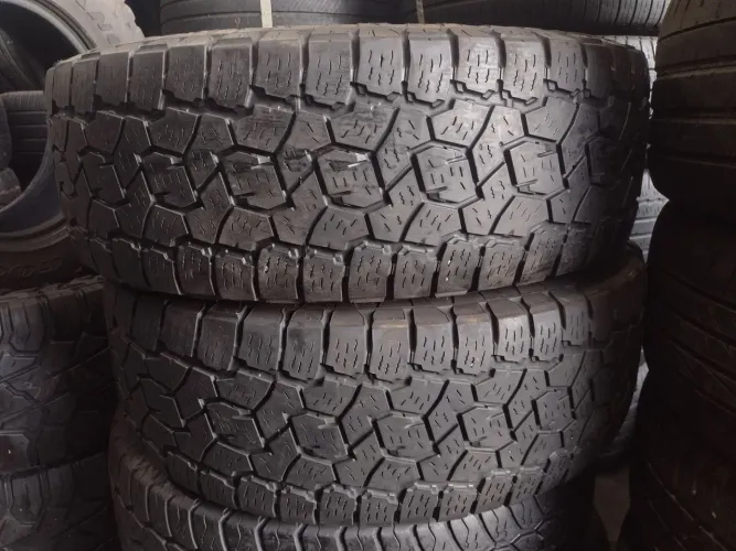 Pneus 265/70/17 toyo
