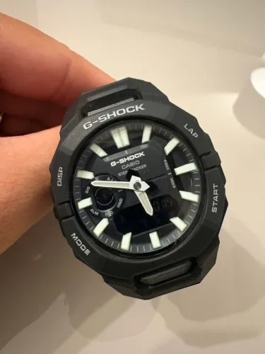 Relógio G-Shock GBA-950 - Seminovo, usado apenas 2 vezes