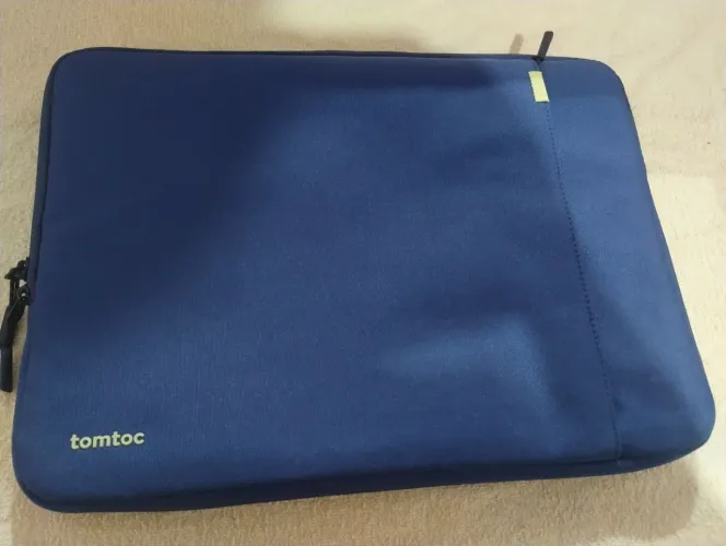 Capa Protetora Tomtoc Para Tablet e MacBook até 16 Polegadas, Resistente a Água. 38x27x3