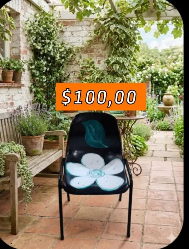 Vende-se está cadeira decorativa