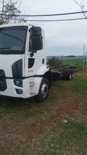 Ford Cargo 2429 6X2 ANO 2015/2015 Com Ar Condicionado no chassi