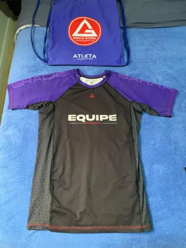 Rash guard Gracie Barra roxa