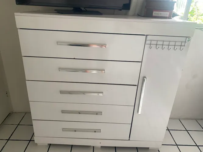 CÔMODA 
