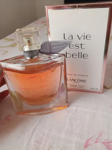 Perfume original Lá Vir Est Belle