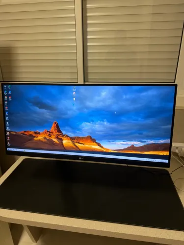 MONITOR LG ULTRAWIDE 29? + SUPORTE ARTICULADO ELG