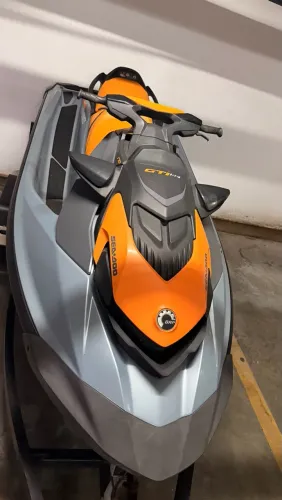 Jetski SEADOO estado de novo, único dono, todo revisado certinho, pronto pra rodar,