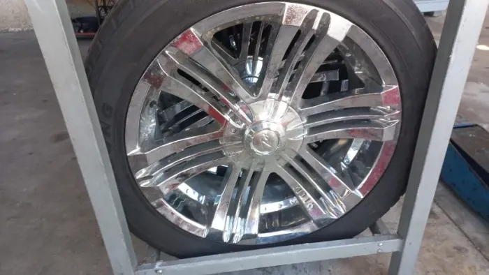 RODAS ZINIK COM PNEU ARO 20 5X114,3