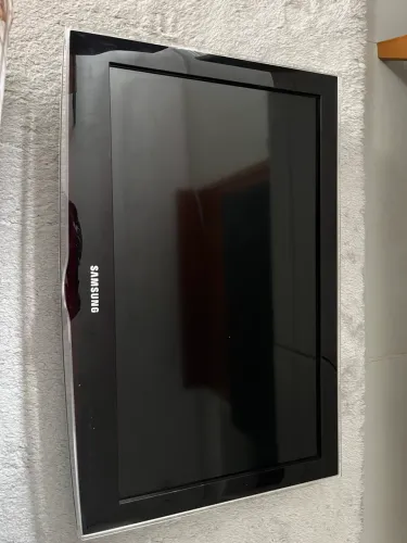 TV SAMSUNG 26 POLEGADAS