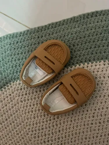 Sapato bebê oshkosh (carters)