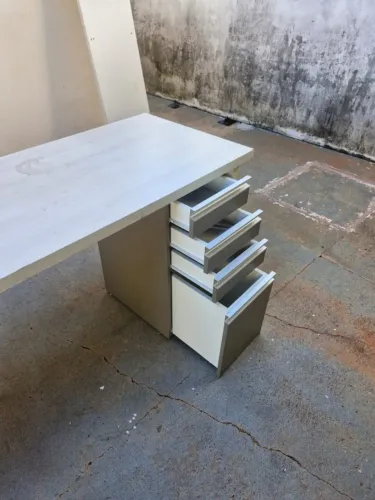 Mesa de escritório