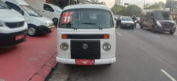 Volkswagen Kombi Furgão 1.4 MI Total Flex 8V 2011