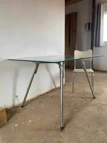 Mesa inox com tampo de vidro, 4 lugares
