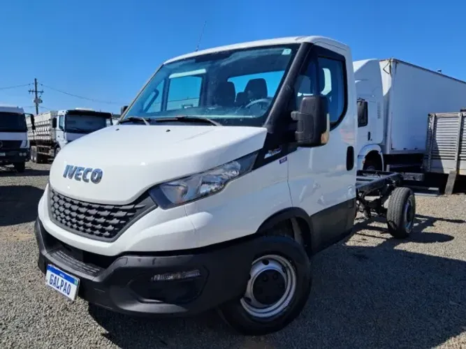 Iveco Daily Chassi 35-150 Curto 3.0 (die.)(e5) 2021