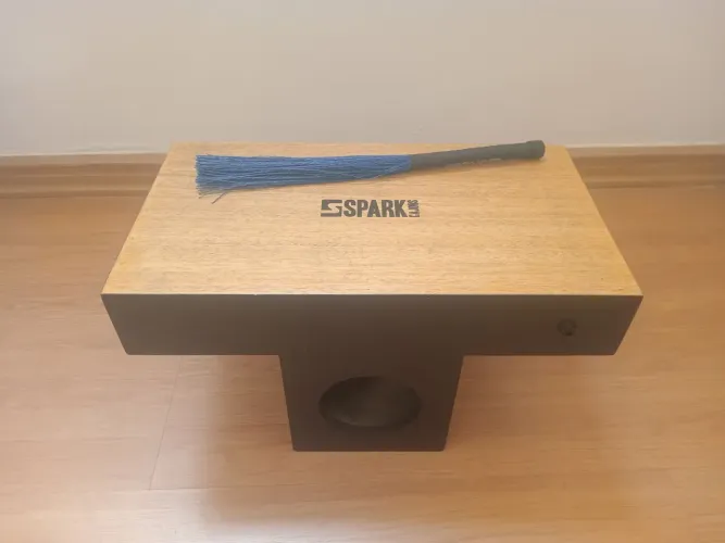 Cajon de colo pouquíssimo usado