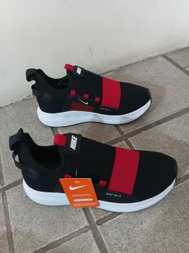 Tênis Nike Flex Runner 4 