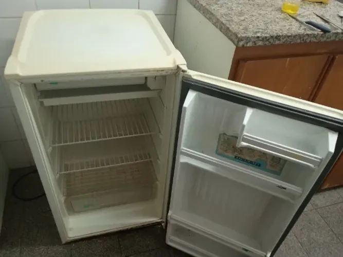 Consul Branco 120 L 220 V em Excelente Estado