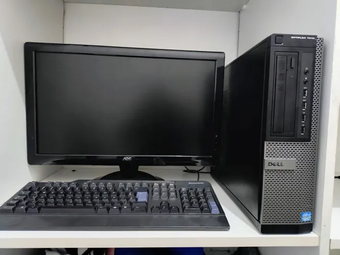 PC Dell Completo Core i3 , 8b SSD 240 Win 10 