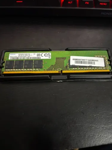 memoria ram samsung e preço a combinar.