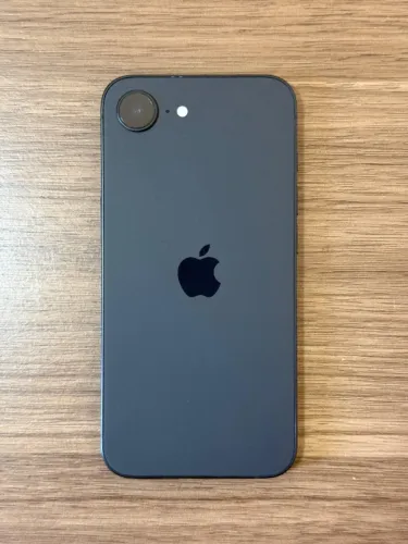 IPhone 16e - 128 GB - 3 Meses de Uso - Aceito Trocas
