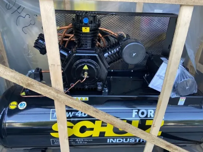 Compressor Schulz Fort MSW 40/125 - 10HP Trifásico (425L)