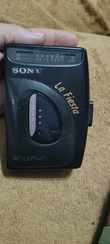 walkman Sony antigo funcionando am FM e fita 