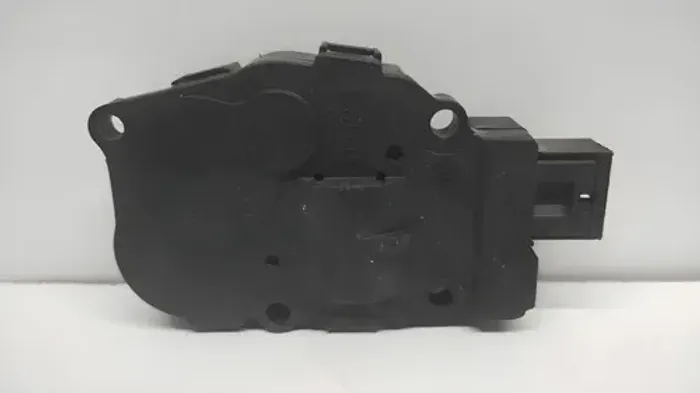 Motor Atuador Ar Condicionado Bmw 328i 2012 2016 T946104 35c