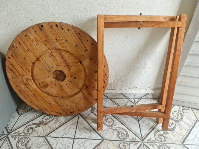 Mesa de pallet desmontável 