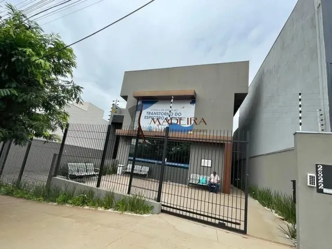 PRÉDIO COMERCIAL A VENDA NA AVENIDA CERRO AZUL EM MARINGÁ