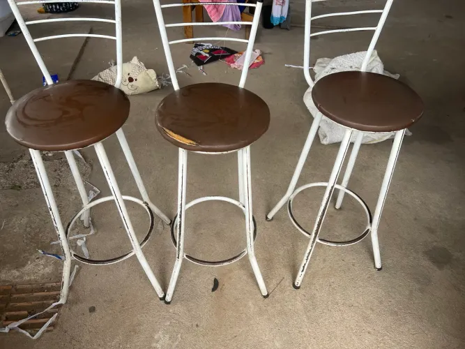 Vendo banquetas para comércio usada