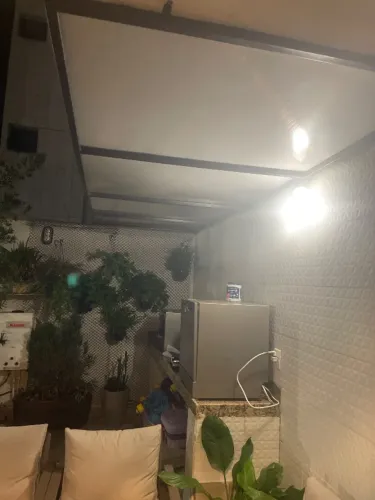 Toldo de policarbonato