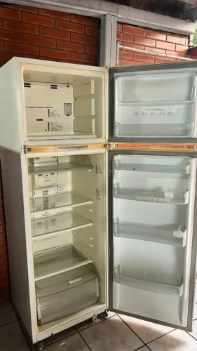 ? Geladeira Brastemp 350L Frost Free | Revisada | Pronta para Uso