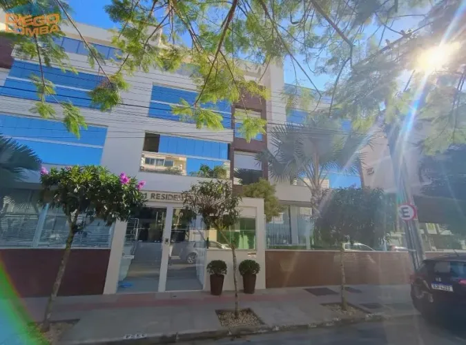 Apartamento 2 suítes Canasvieiras (Porteira Fechada)