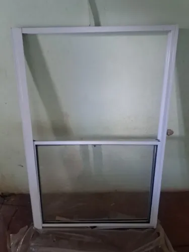 Janela de correr de alumínio 