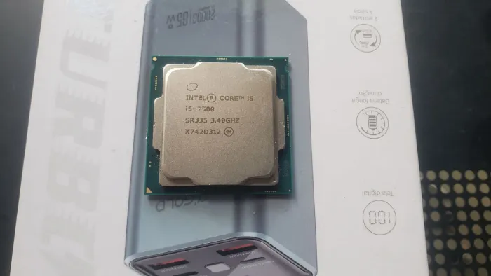 I5 7500 ( LGA 1151 V1 ) + brindes