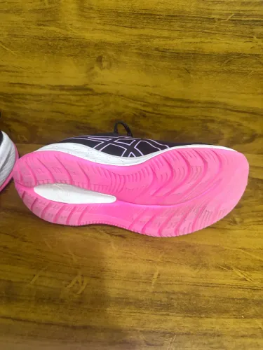 Tênis Asics Gel-Cumulus 26 Lite-Show Feminino Nº 36 - R$ 350,00