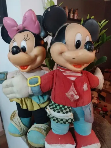 Mickey e Minnie Antigos