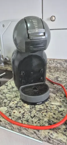 CAFETEIRA DOLCE GUSTO