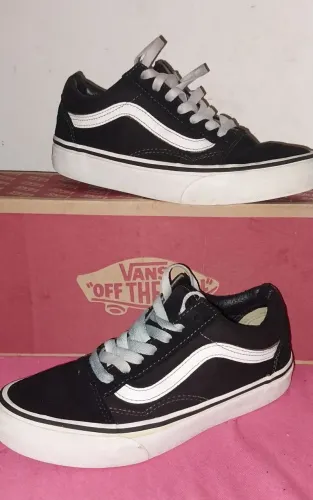 Tênis Vans Original número 34 ótimo estado 